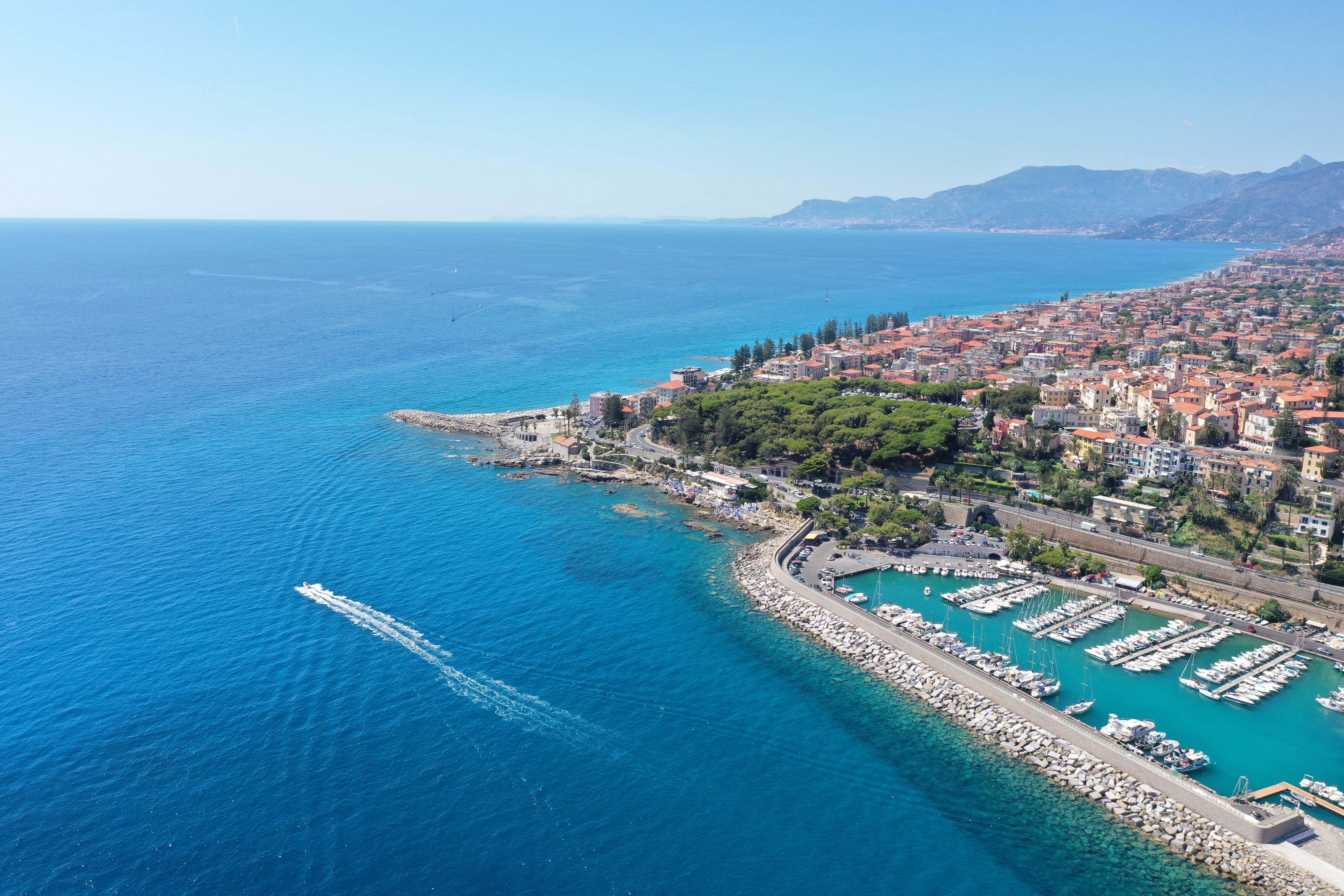 12-Day Italy Beach Holiday in Ventimiglia With Itinerary, image size:5472x3648